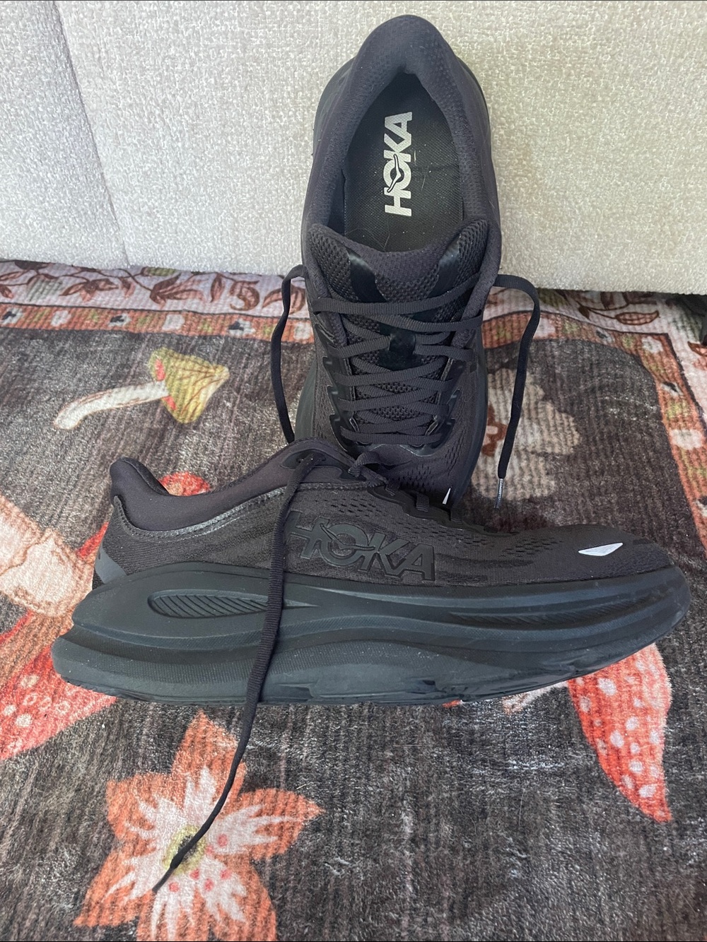 Hoka Bondi 9 Black Athletic Running Shoes - All-Black Design Women’s 11